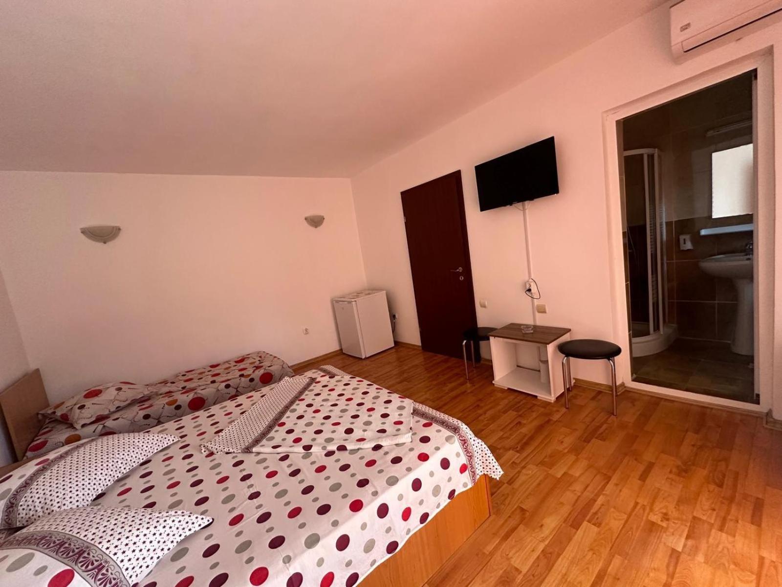 Vila Lucy Costinesti Hotel Екстериор снимка