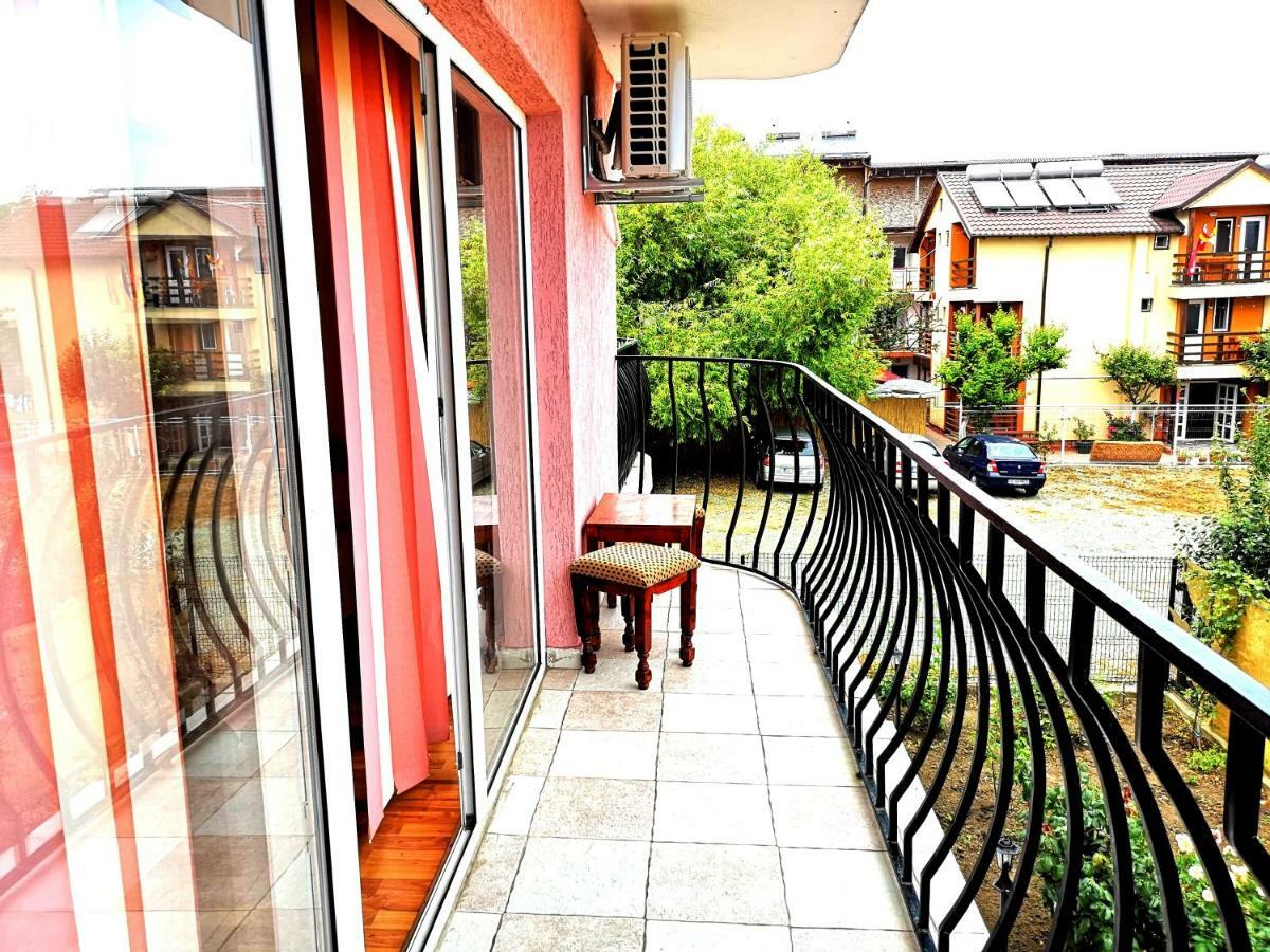 Vila Lucy Costinesti Hotel Екстериор снимка
